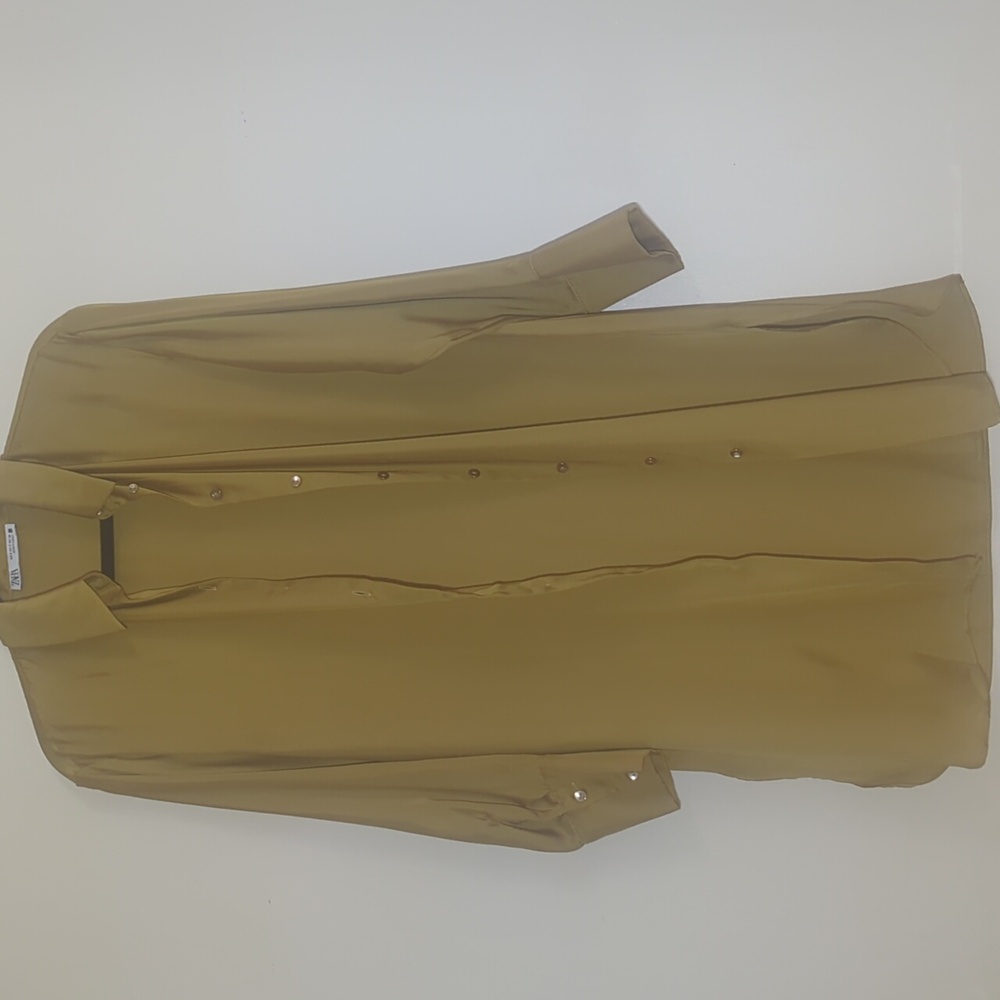 Elegant Gold Women's Dress